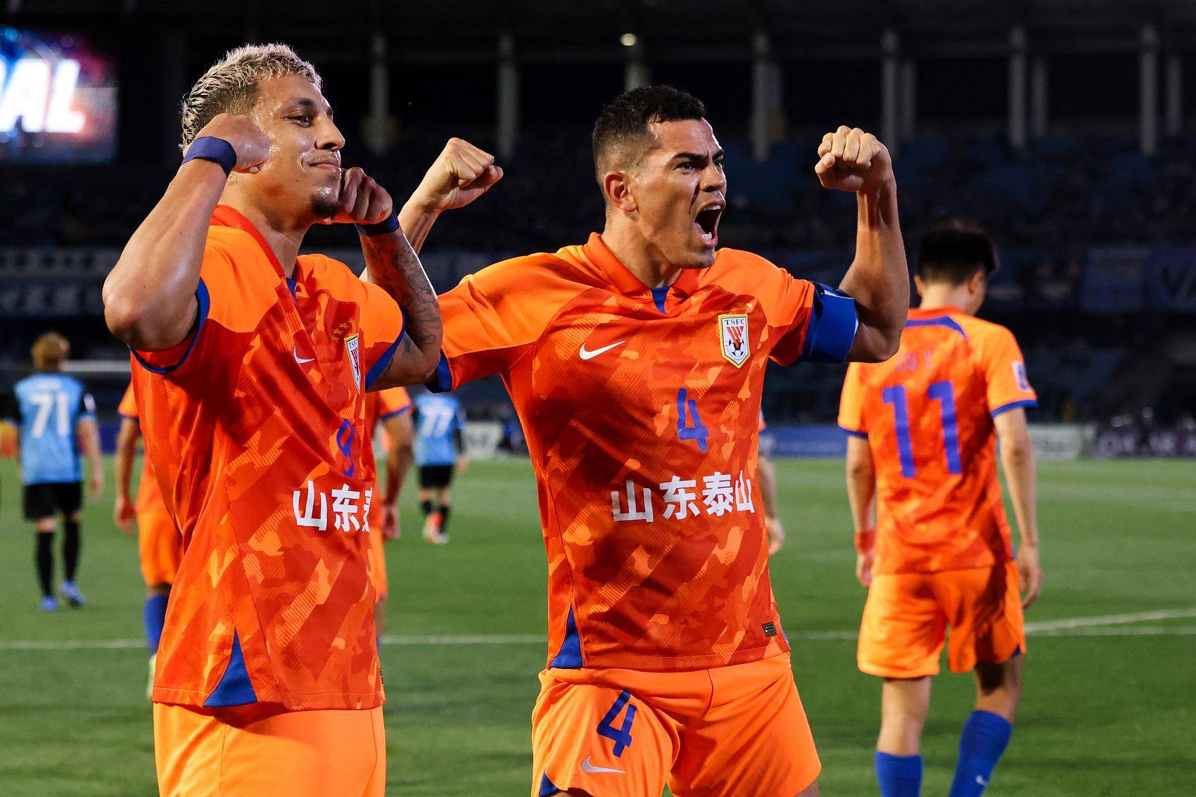 足球比赛中出现令人振奋的时刻