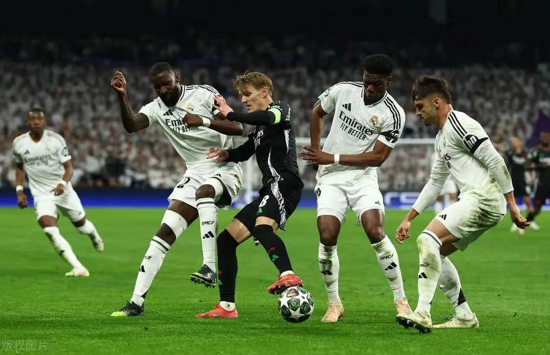 皇马主场遭遇惨败，被淘汰出局
