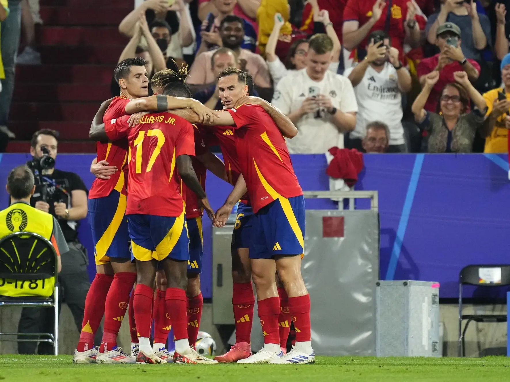 法国队气势如虹，凭借进球差晋级淘汰赛的简单介绍