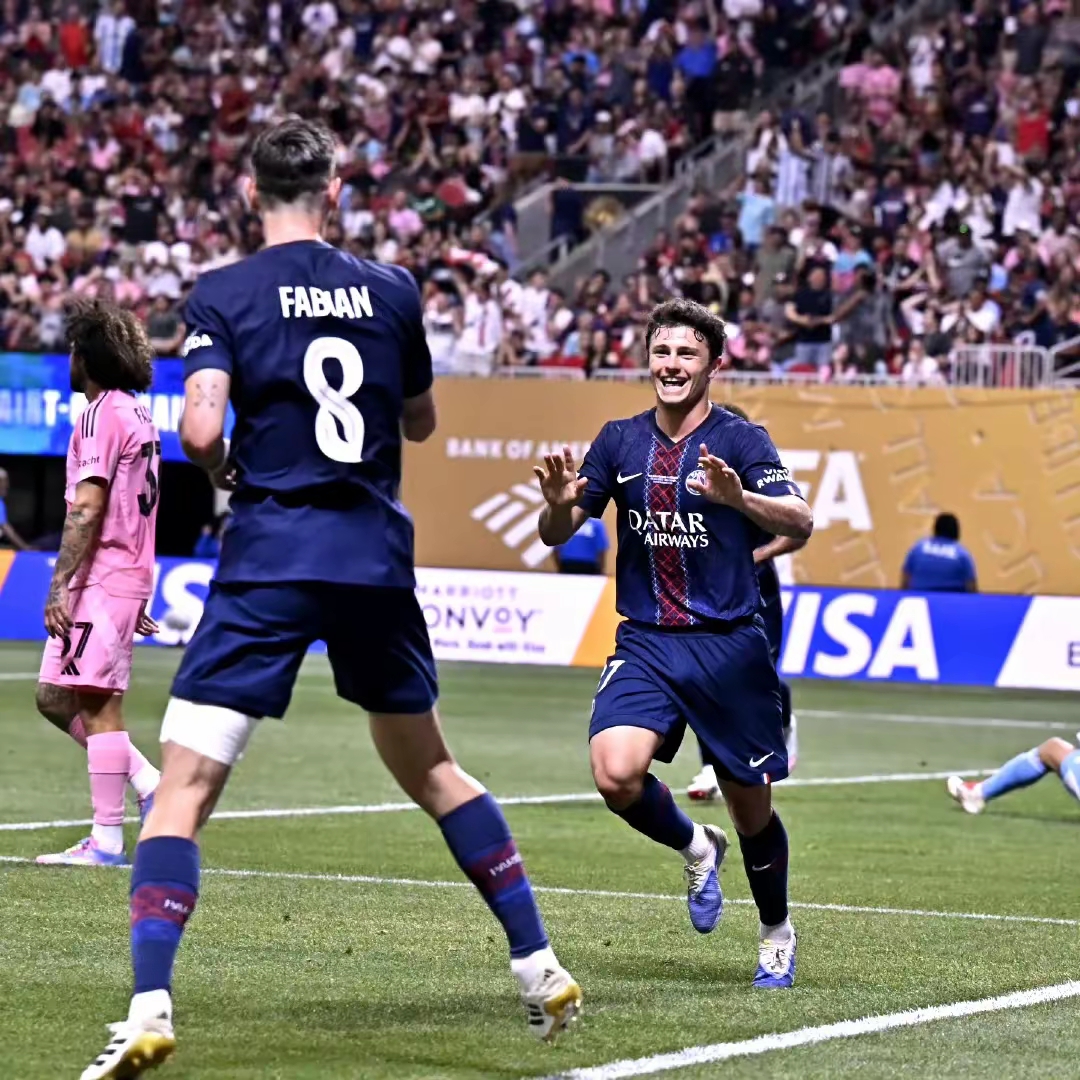 尤文图斯客场淘汰大巴黎挺进欧冠四强