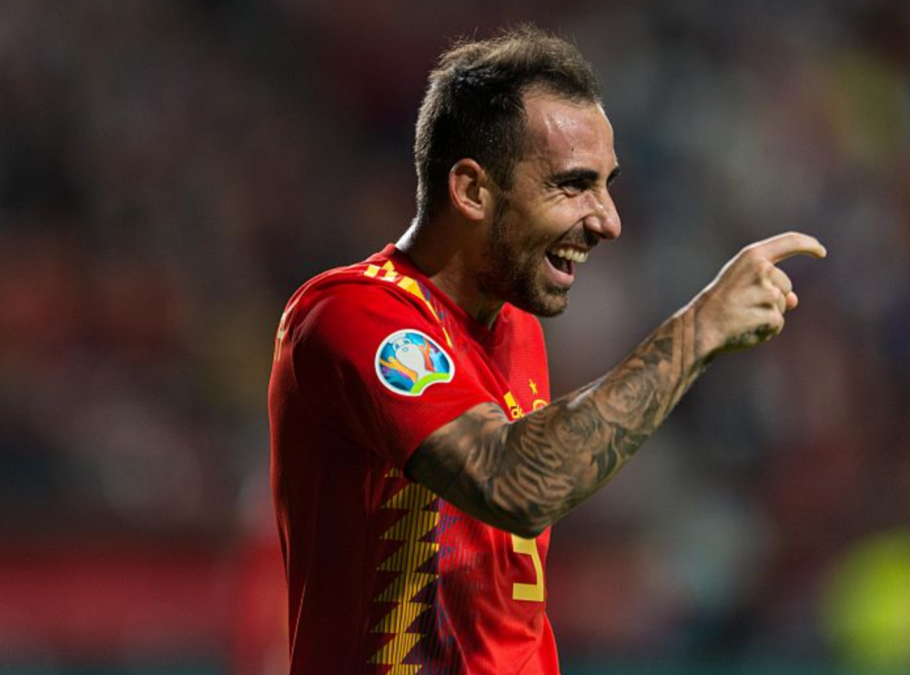 巴萨横扫波兰，皮克状态火热