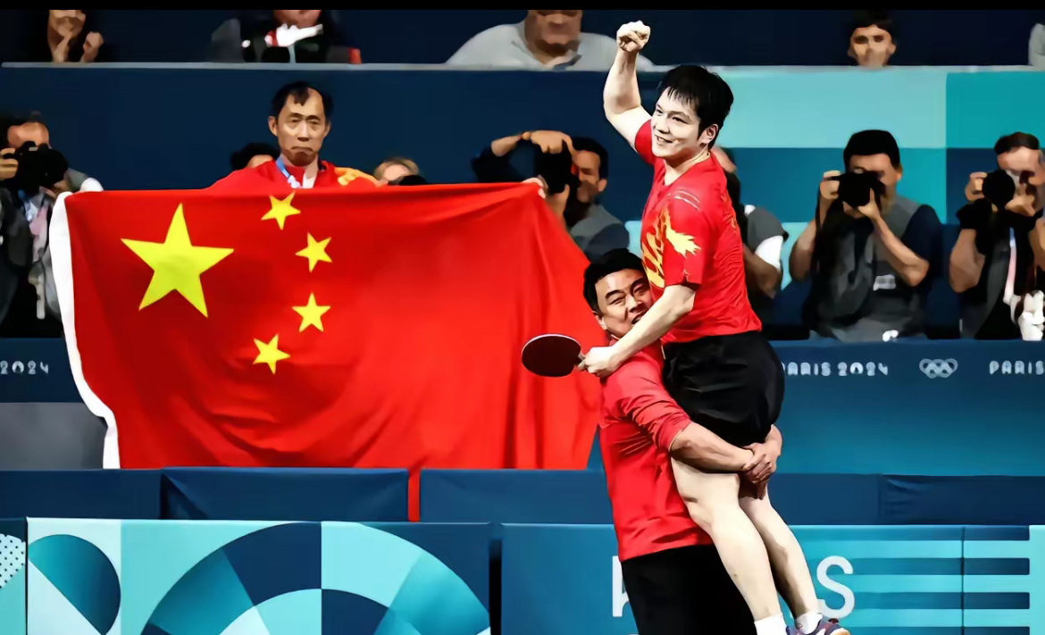 中国乒乓球队险胜日本乒乓球队，王皓惊艳世界