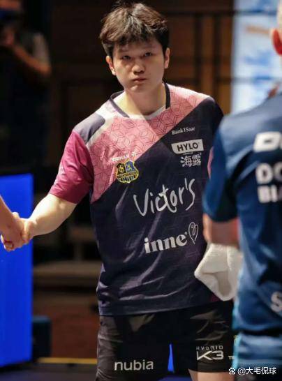 包含英国乒乓球队爆冷波兰乒乓球队，樊振东送出助攻的词条