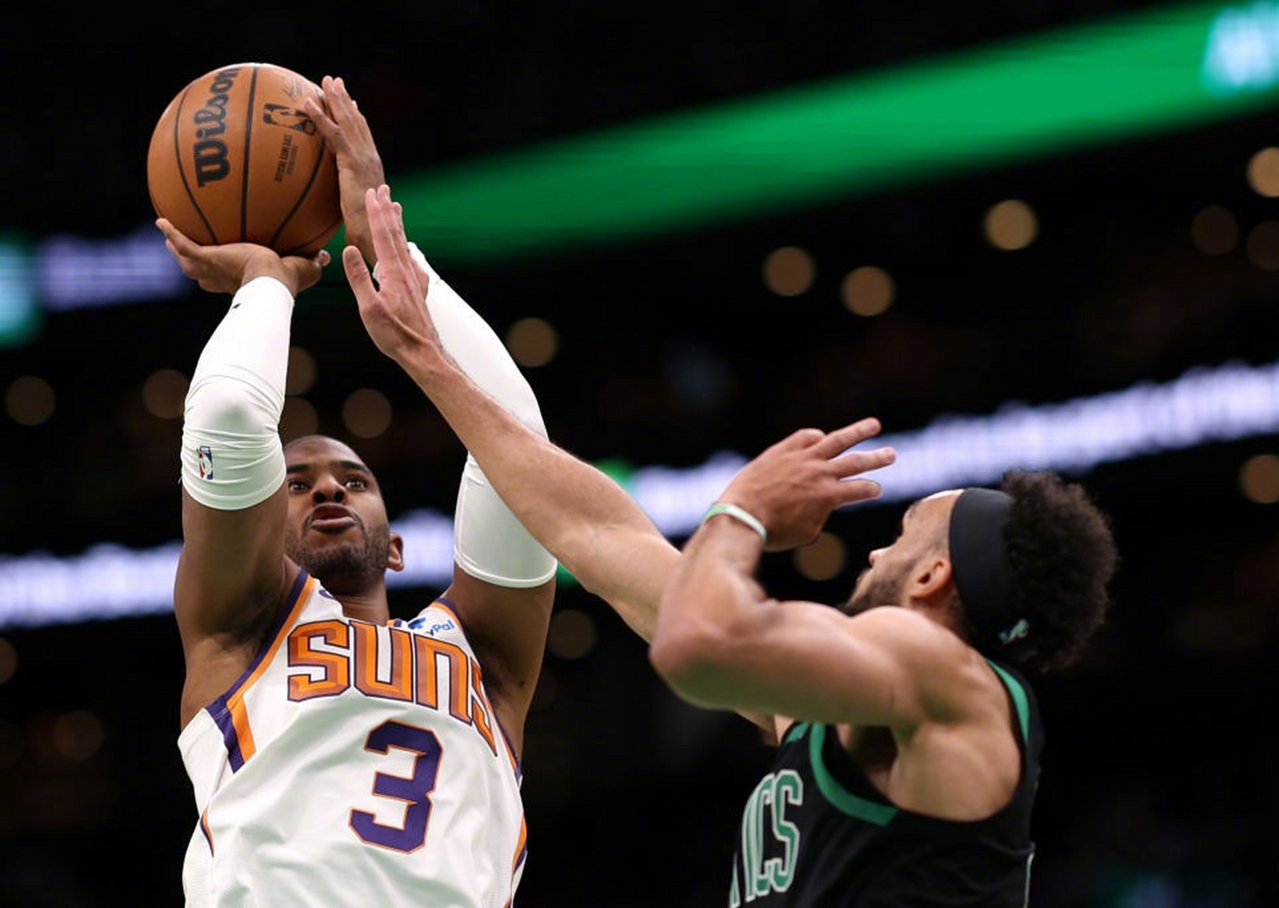 包含西班牙男篮翻盘黄蜂，杰伦·布朗制霸全场的词条