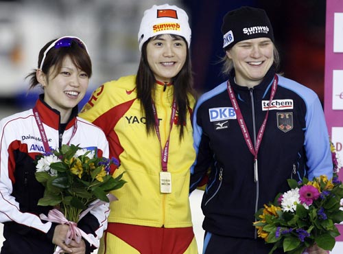 包含加拿大选手表现出色一举夺魁的词条