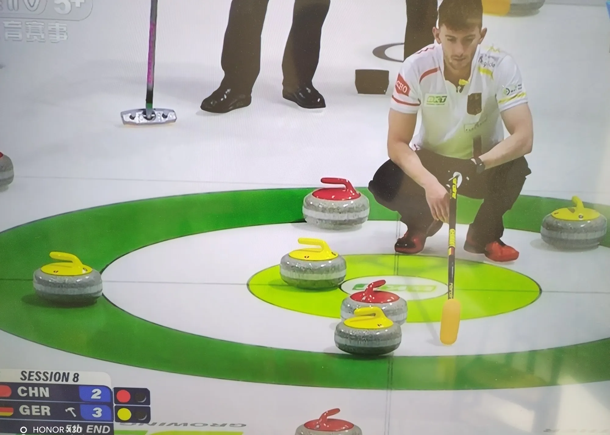 加拿大队在热身赛中与德国交手 加拿大队在热身赛中与德国交手