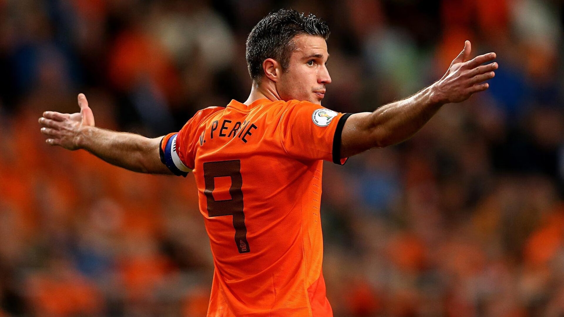 当历史拐点与赛道轰鸣相遇，格列兹曼的F1首胜与乌克兰危机的罗马式终局隐喻