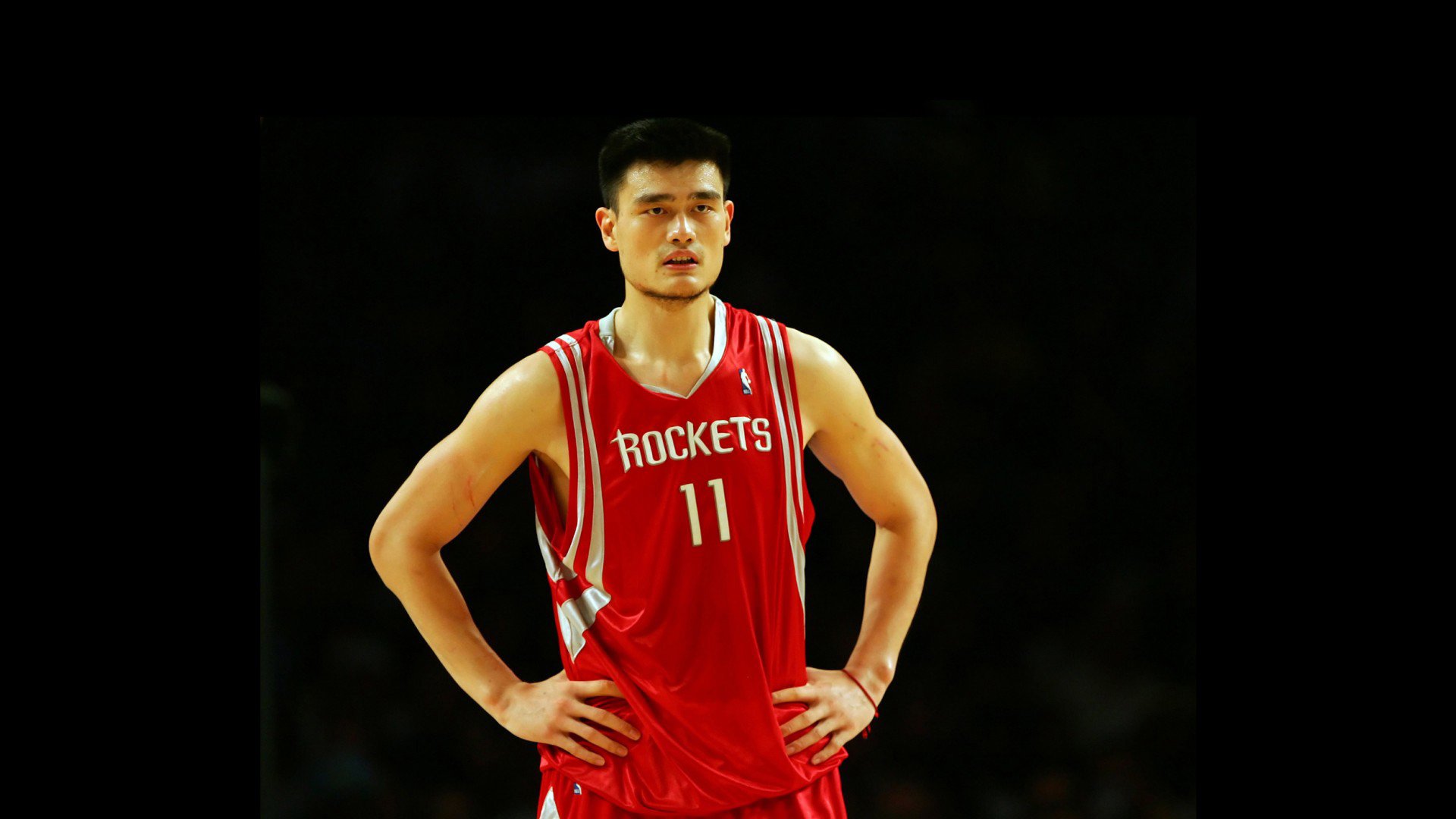 达拉斯之夜的悖论，当塔图姆的压哨三分终结了唯一，NBA中国赛却让唯一在无数颗心中再生
